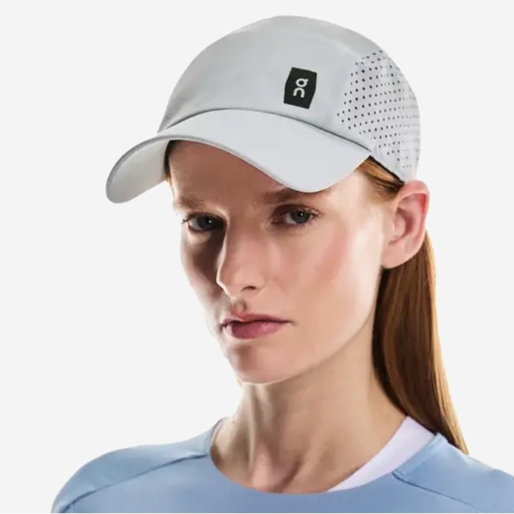 On Running Women's Light Gray Cap